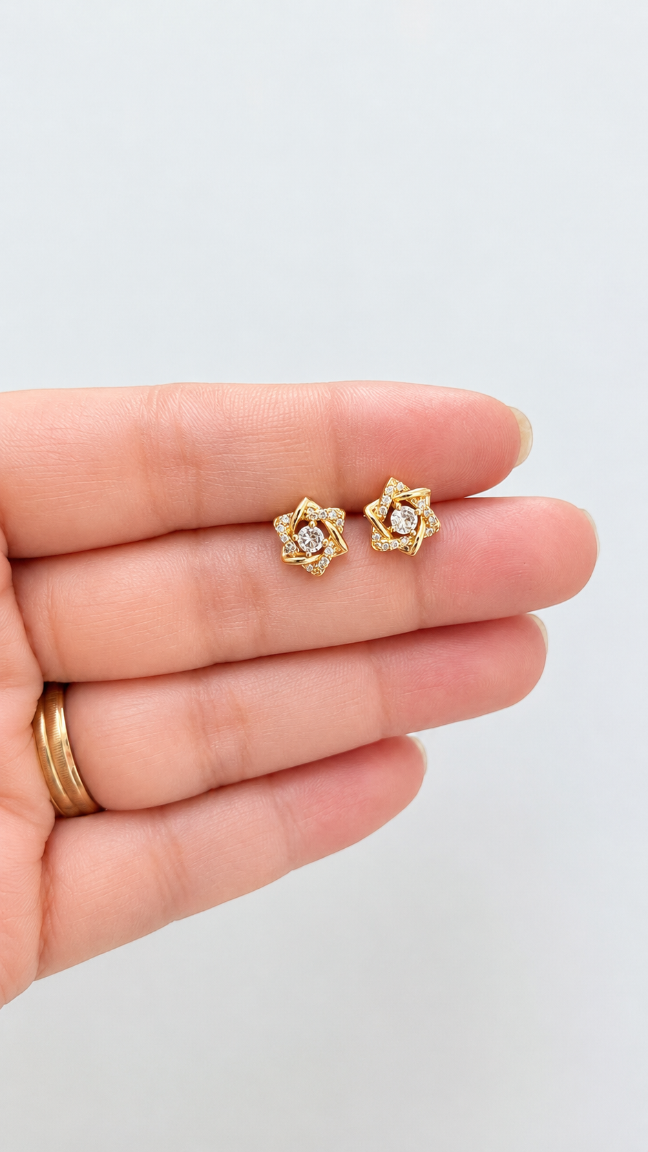 Floral Glow Ball Back Studs 