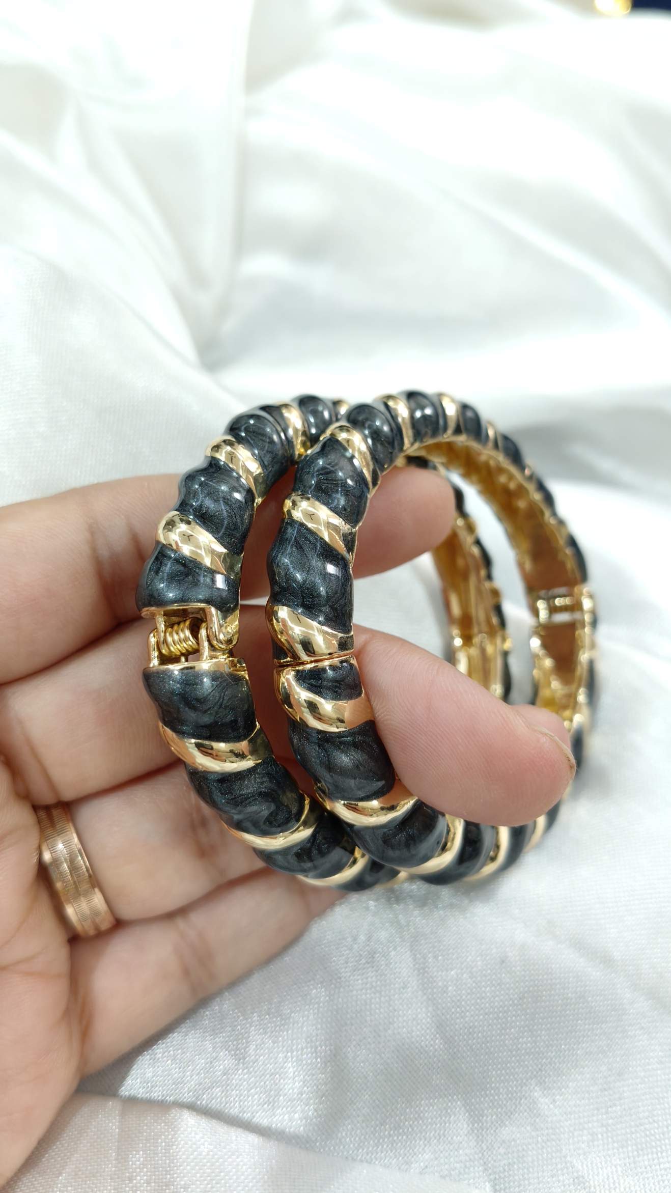 Midnight Elan Bangles Pair - View 2
