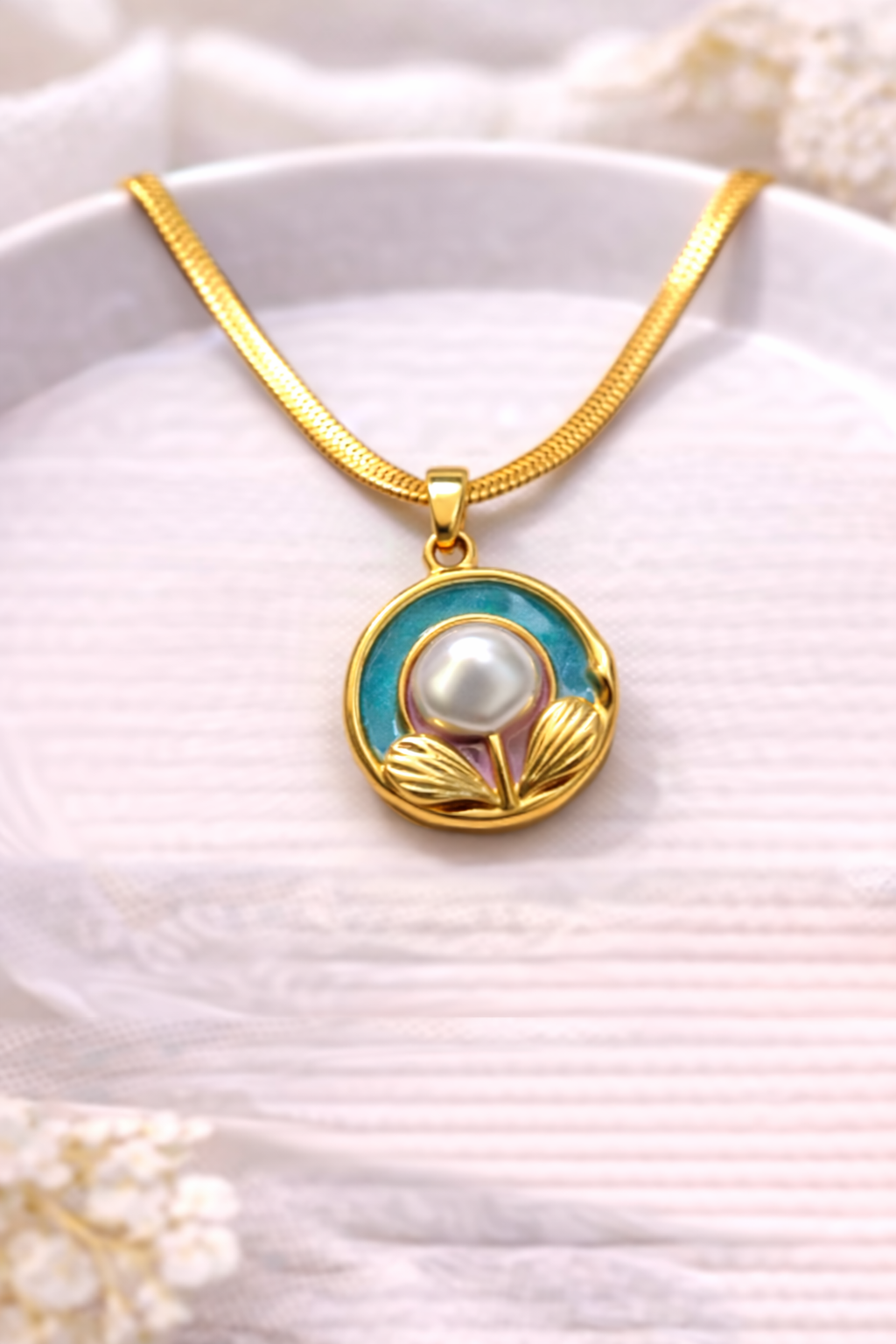 Lumi Lilac Glow Pendant 