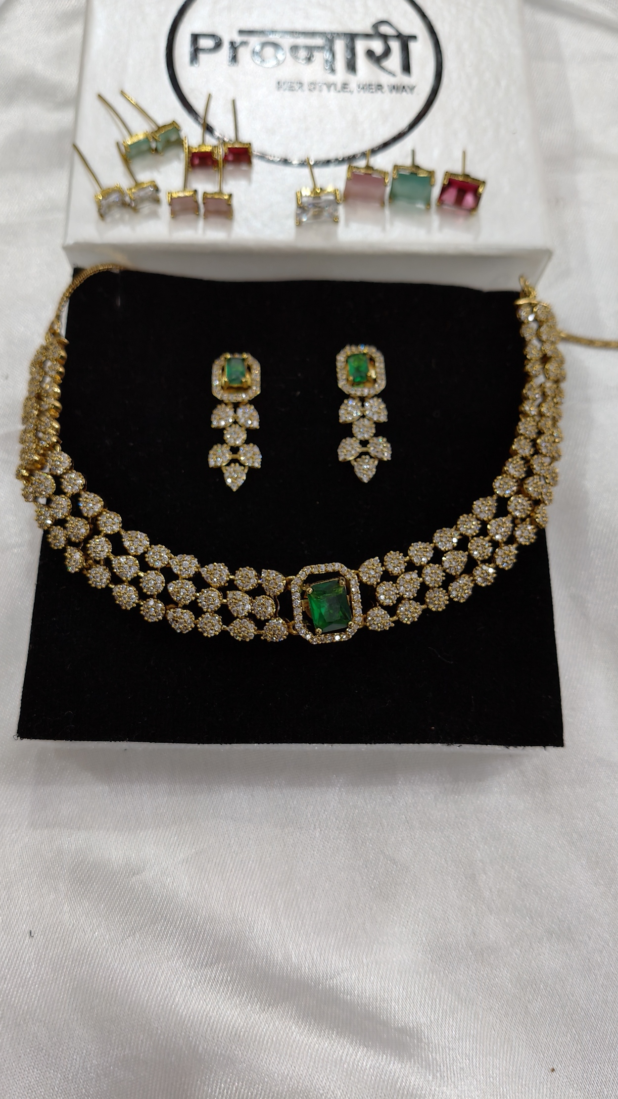 Multicolor Glam Necklace Set - View 2