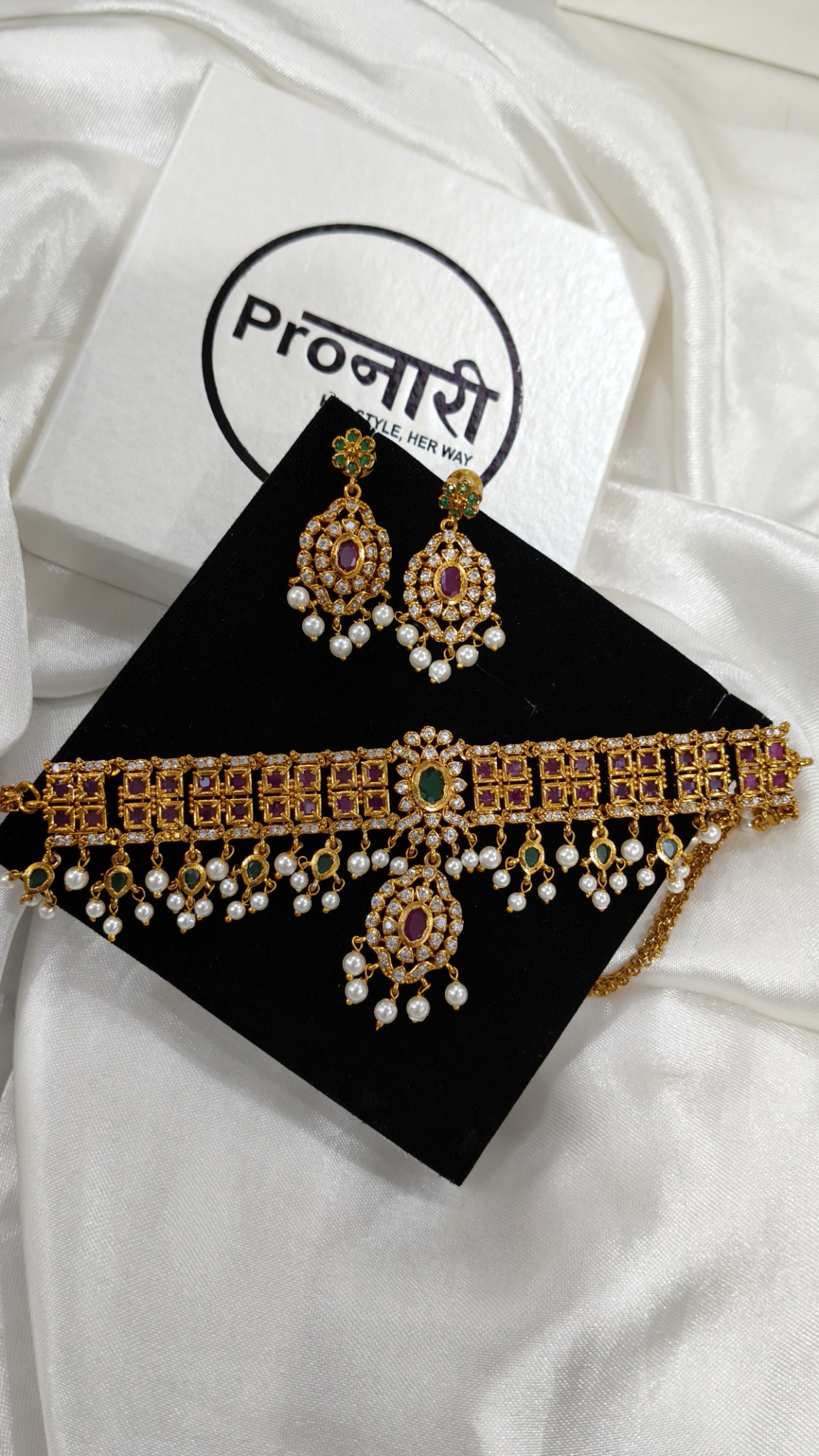 Ruby Green Pearl Choker Set - View 2